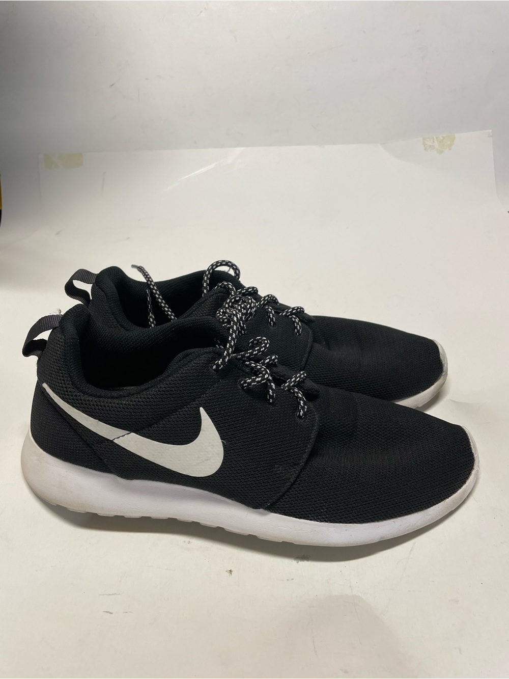 Nike Roshe Black Women Running Sneakers Comfort Athletic 844944-002 Size US9.5